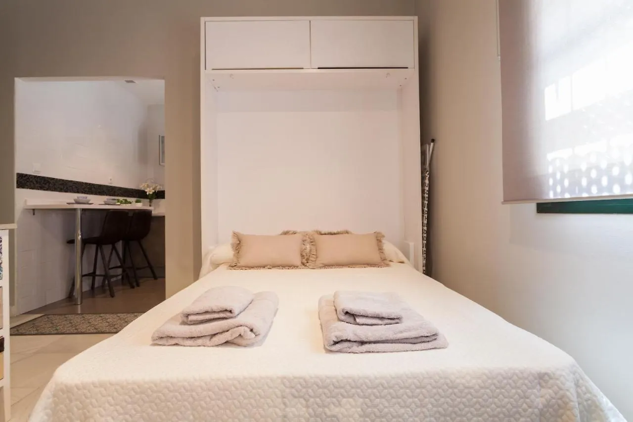 Dream Apartments Calle Zaragoza Siviglia Spagna