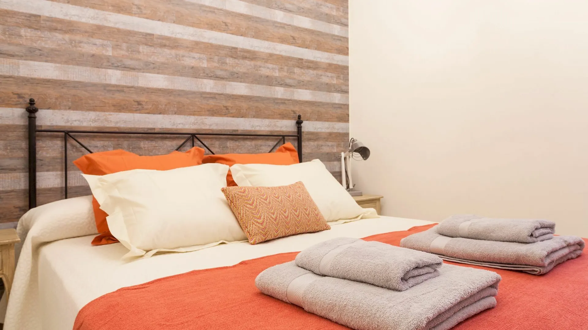 Dream Apartments Calle Zaragoza Siviglia